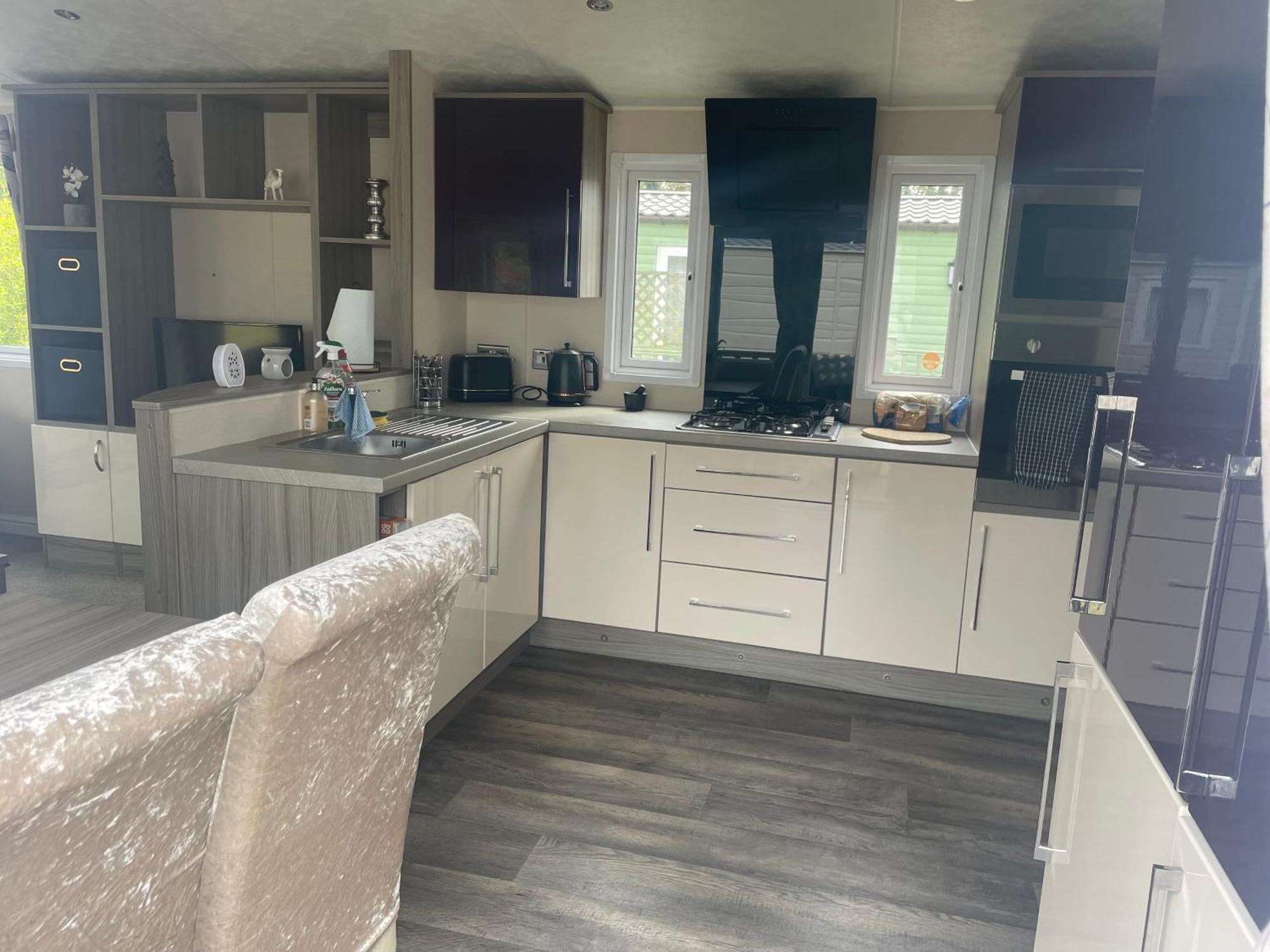 Beautiful 2 Bedroom Caravan On Billing Aquadrome Northampton Eksteriør bilde